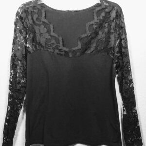 Ambiance Black Laced Shoulders & Sleeves Top XL-XXL